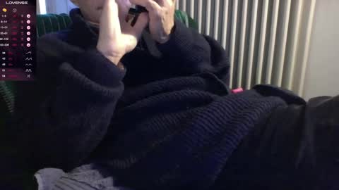 Snapshot of mynakedbeach chatting on 01.03.25 Bi sexy guy lovense hush is on private is open or password show tip if you like. online show from 01.03.25