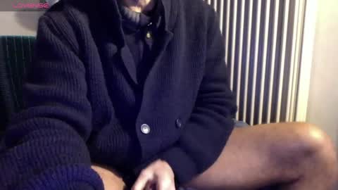 Snapshot of mynakedbeach chatting on 01.26.25 Bi sexy guy lovense hush is on private is open or password show tip if you like. online show from 01.26.25