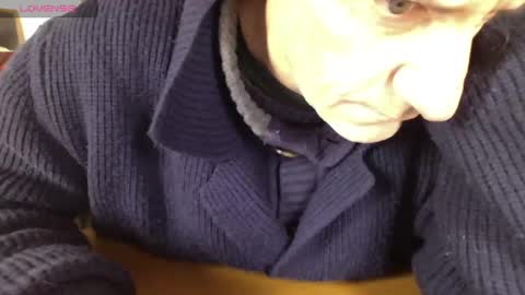 Snapshot of mynakedbeach chatting on 02.22.25 Bi sexy guy lovense hush is on private is open or password show tip if you like. online show from 02.22.25