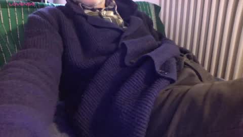 Snapshot of mynakedbeach chatting on 03.01.25 Bi sexy guy lovense hush is on private is open or password show tip if you like. online show from 03.01.25