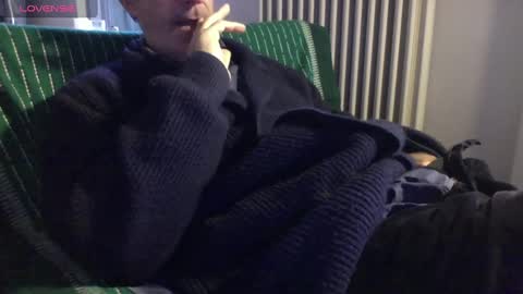 Snapshot of mynakedbeach chatting on 03.10.25 Bi sexy guy lovense hush is on private is open or password show tip if you like. online show from 03.10.25