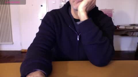 Snapshot of mynakedbeach chatting on 01.18.26 Bi sexy guy lovense hush is on private is open or password show tip if you like. online show from 01.18.26