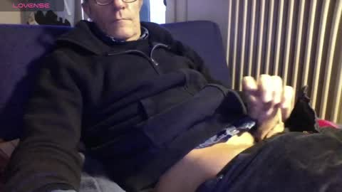 Snapshot of mynakedbeach chatting on 02.03.26 Bi sexy guy lovense hush is on private is open or password show tip if you like. online show from 02.03.26