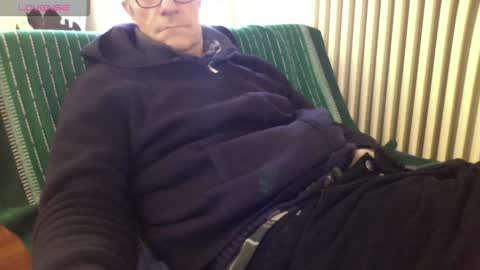 Snapshot of mynakedbeach chatting on 02.17.26 Bi sexy guy lovense hush is on private is open or password show tip if you like. online show from 02.17.26