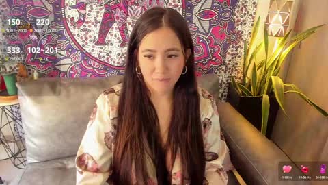 S A R A online show from 01.18.25