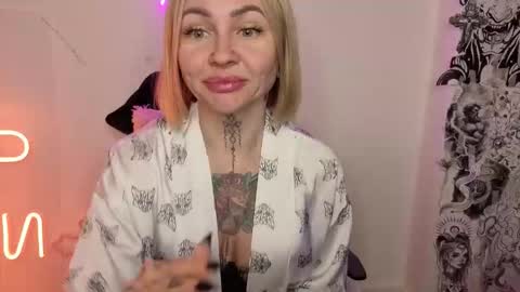 Snapshot of mysterious_twist chatting on 03.20.26 mysterious_twist online show from 03.20.26