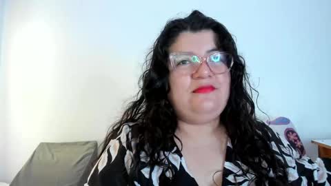 Snapshot of mystery_psique chatting on 04.26.26 mystery_psique online show from 04.26.26