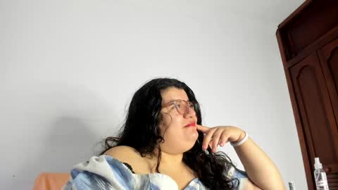 Snapshot of mystery_psique chatting on 04.30.26 mystery_psique online show from 04.30.26