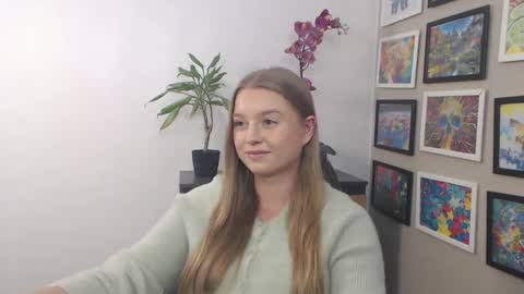 Erica online show from 02.05.25