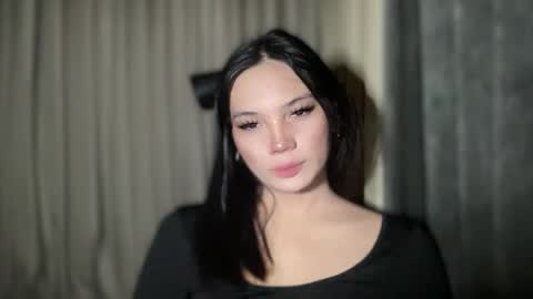 UR GIRL NEXTDOOR online show from 02.10.26