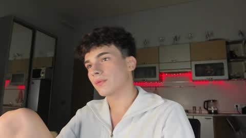 Evan Brown online show from 09.16.25