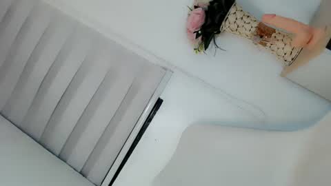 Krestine online show from 01.17.25