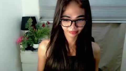 Krestine online show from 11.19.25