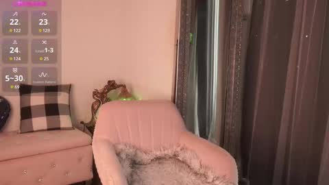 Snapshot of mysticxkitty chatting on 01.06.25 Kamile Get to know me better Subscribe to my OnlyFans Mysticxkitty online show from 01.06.25