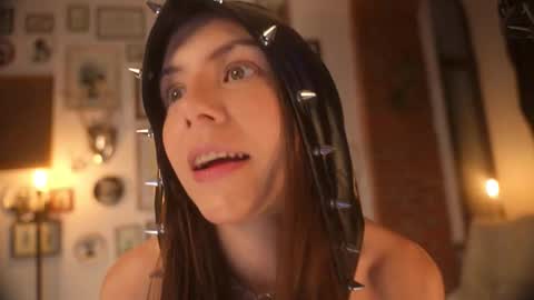 Snapshot of myxspacegirl chatting on 09.16.25 Kate or KT online show from 09.16.25