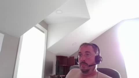 Snapshot of myyx chatting on 10.01.25 myyx online show from 10.01.25