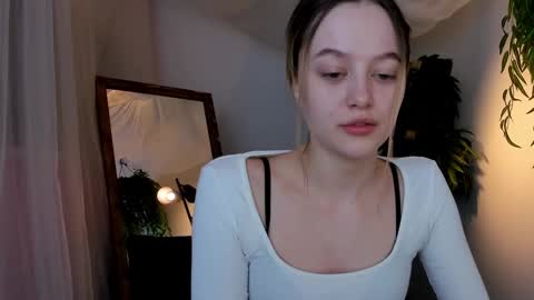 Eva  online show from 02.25.25