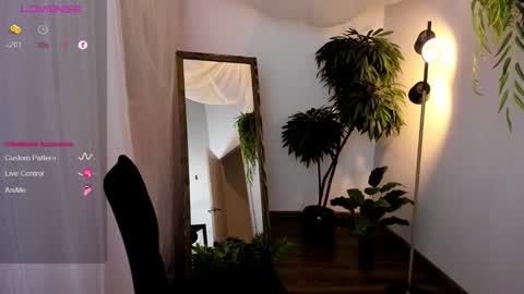 Eva  online show from 03.07.25