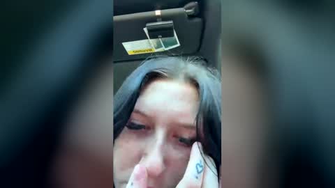 n0rmalgurl online show from 05.14.26