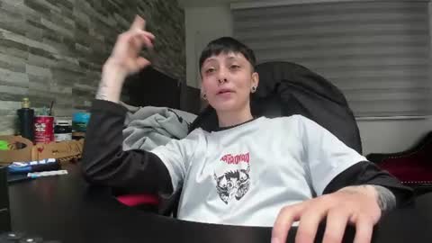 n3utro444 online show from 06.12.26