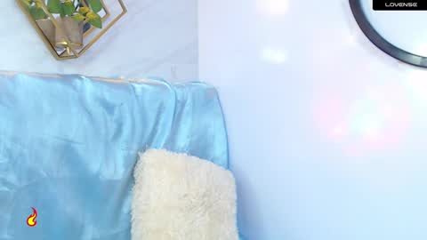 Snapshot of naamah_b chatting on 02.11.25 naamah_b online show from 02.11.25