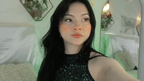 Snapshot of naamah_b chatting on 09.16.25 naamah_b online show from 09.16.25