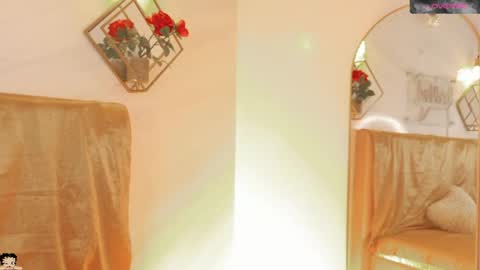 Snapshot of naamah_b chatting on 05.09.26 naamah_b online show from 05.09.26