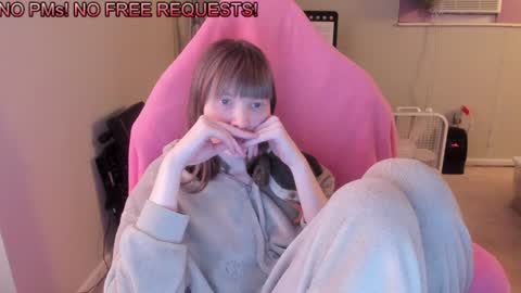 Snapshot of nacmar chatting on 12.09.24 Natalie Marlo online show from 12.09.24