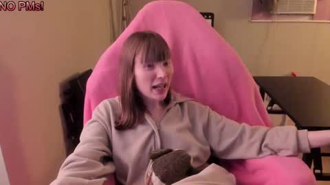 Snapshot of nacmar chatting on 03.12.25 Natalie Marlo online show from 03.12.25