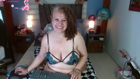 nadia_84 online show from 03.22.26