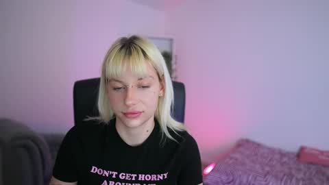 Nadia 18 online show from 03.13.26