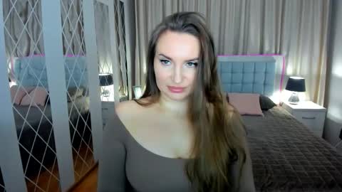 NadinGracefull online show from 03.21.26