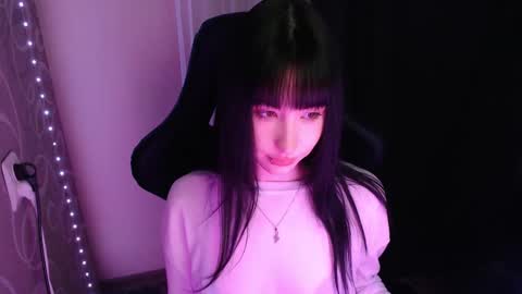 Naemi online show from 12.22.25