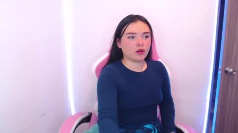 nahia cute     only   online show from 12.19.25