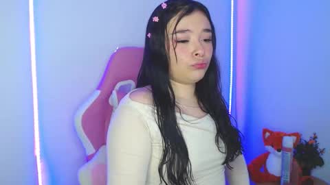 nahia cute     only   online show from 03.03.26