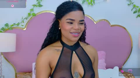 NahiaraReina  online show from 11.13.25