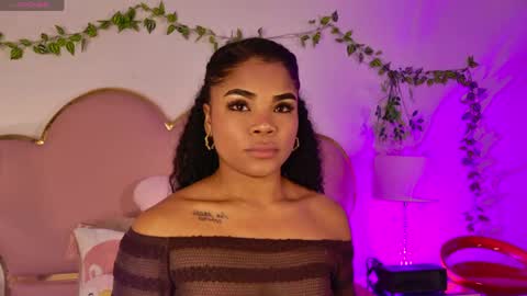 NahiaraReina  online show from 05.29.26