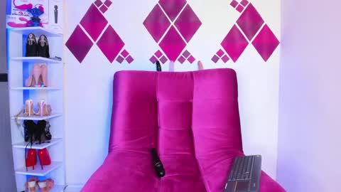 Snapshot of nahlaghaada chatting on 02.09.25 Nahla online show from 02.09.25