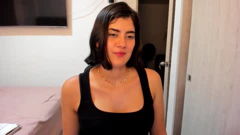 independent model online show from 03.15.26