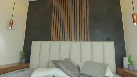  VICTORIA  online show from 02.09.25