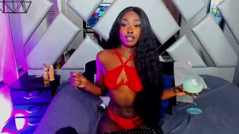 Nahomi  online show from 03.02.25