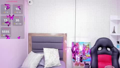   SHELBY   online show from 09.19.25