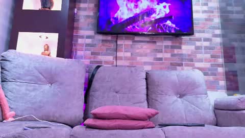 nahomy_james25 online show from 07.26.26