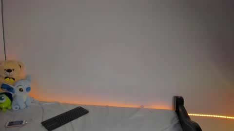 nahomy online show from 10.14.25