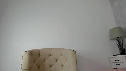 naia_cox online show from 09.22.25