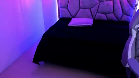    online show from 01.11.25