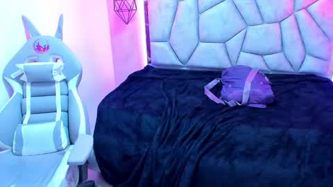    online show from 02.23.25