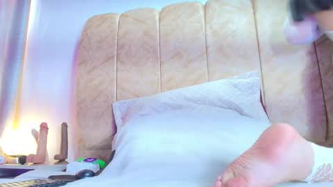 Naia x online show from 09.10.25