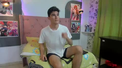 naifummi online show from 02.23.25