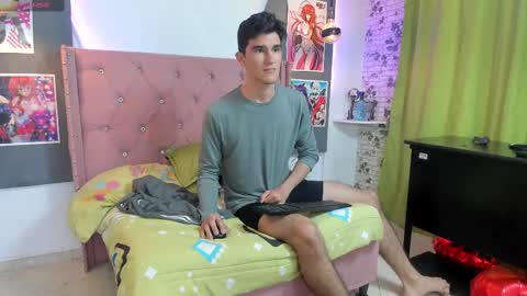 naifummi online show from 02.23.25